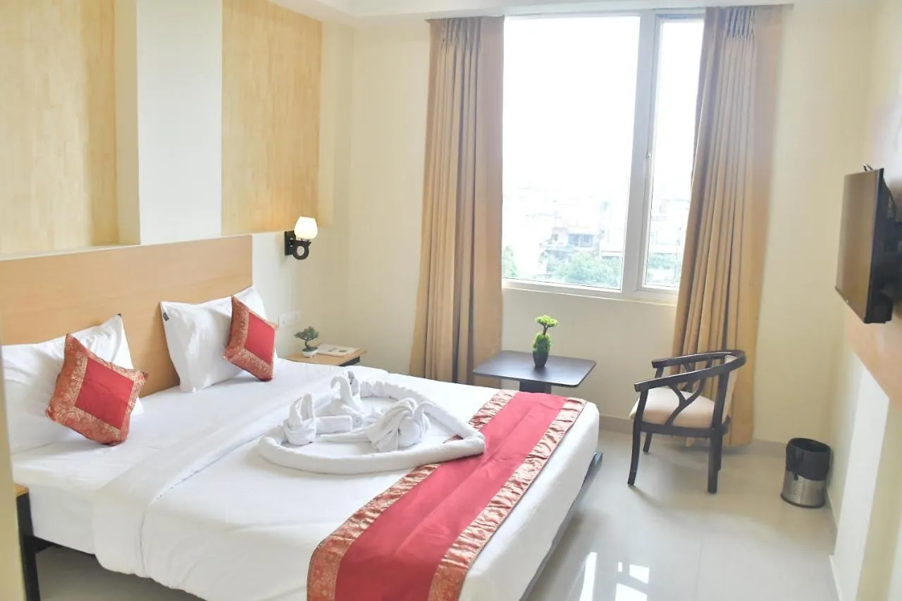 Hotel Yatharth Inn Varanasi