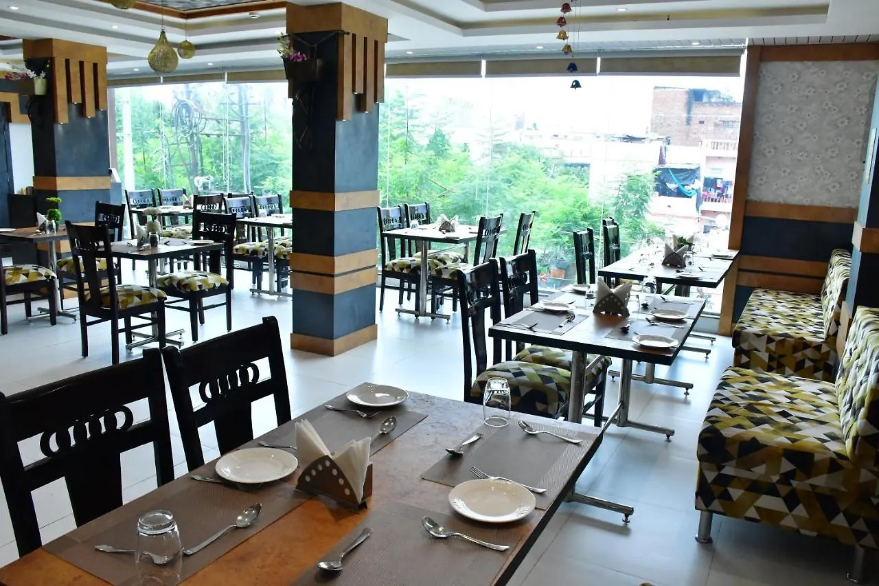 ****  Hotel Yatharth Inn Varanasi India