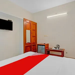 https://flagship-adara-residency.kerala-hotels.net