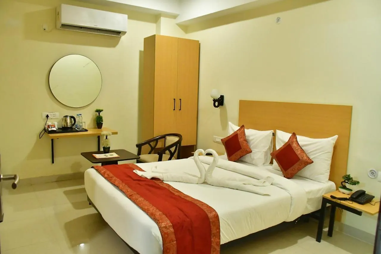 Hotel Yatharth Inn Varanasi