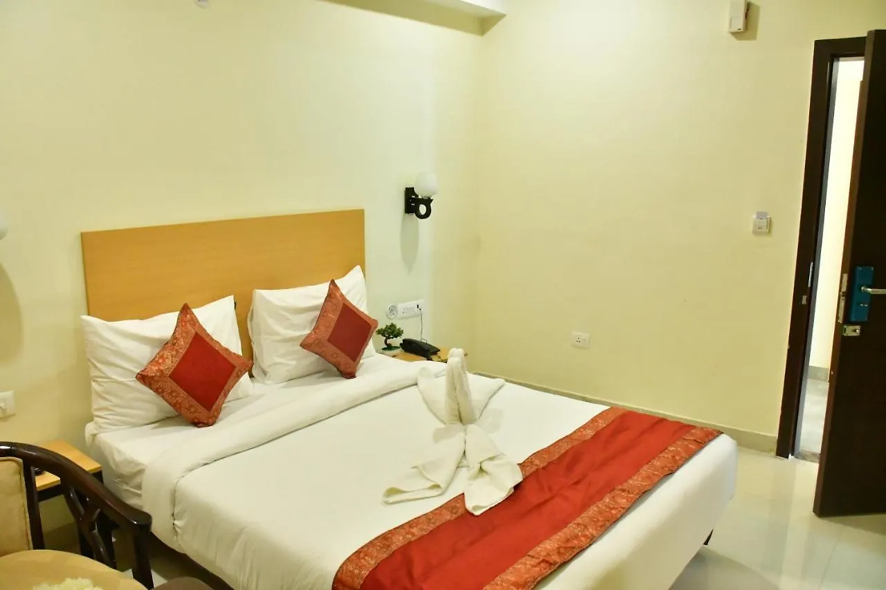 Hotel Yatharth Inn Varanasi India