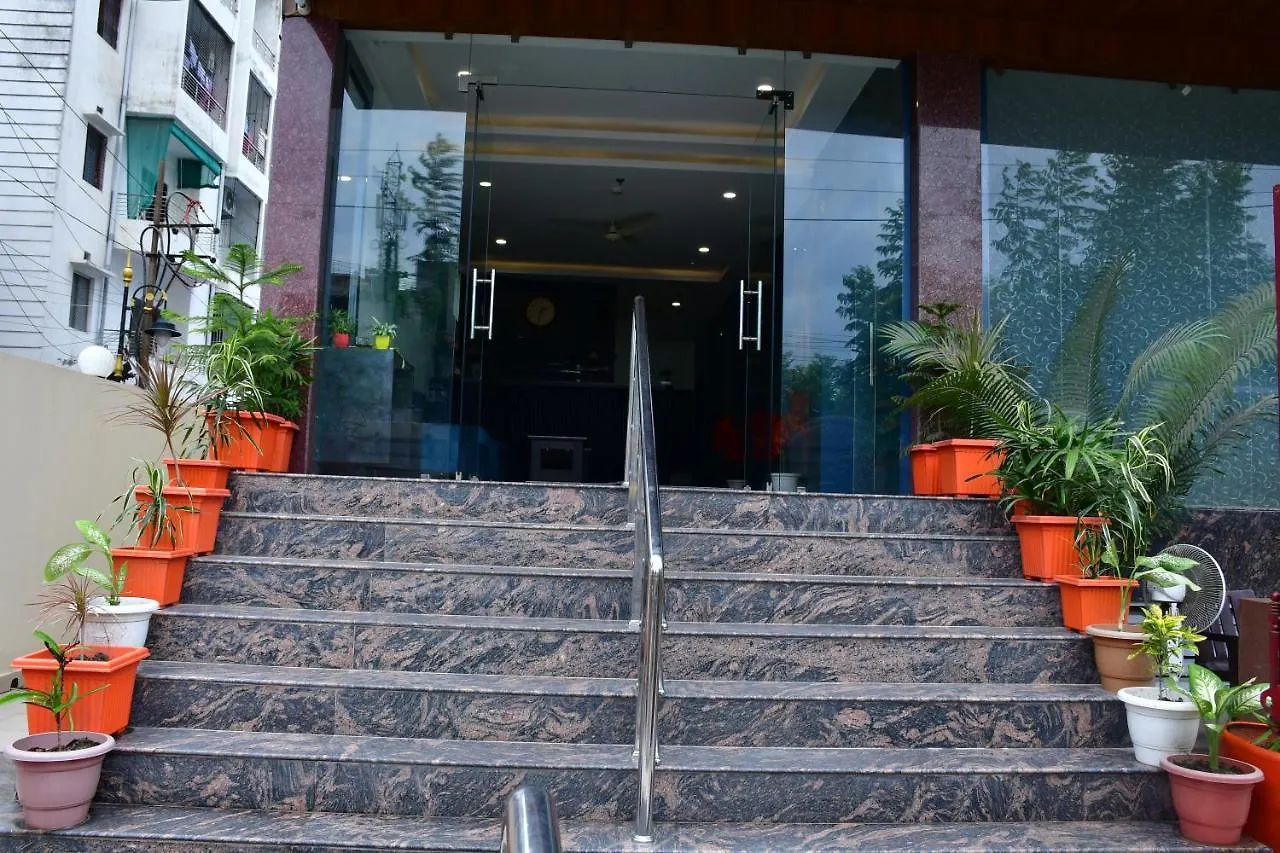 ****  Hotel Yatharth Inn Varanasi India